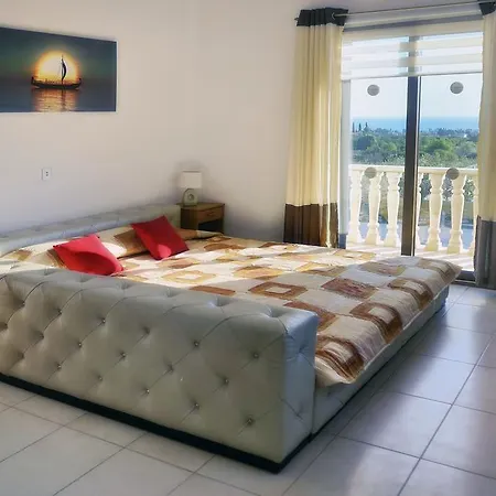 Agios Ilias 2 Coral Bay
